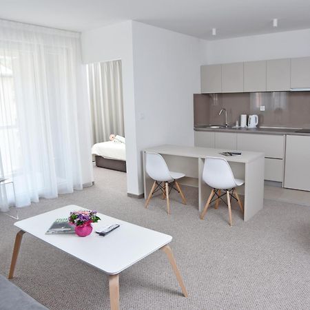 Kozle City Apartments Skopje Buitenkant foto