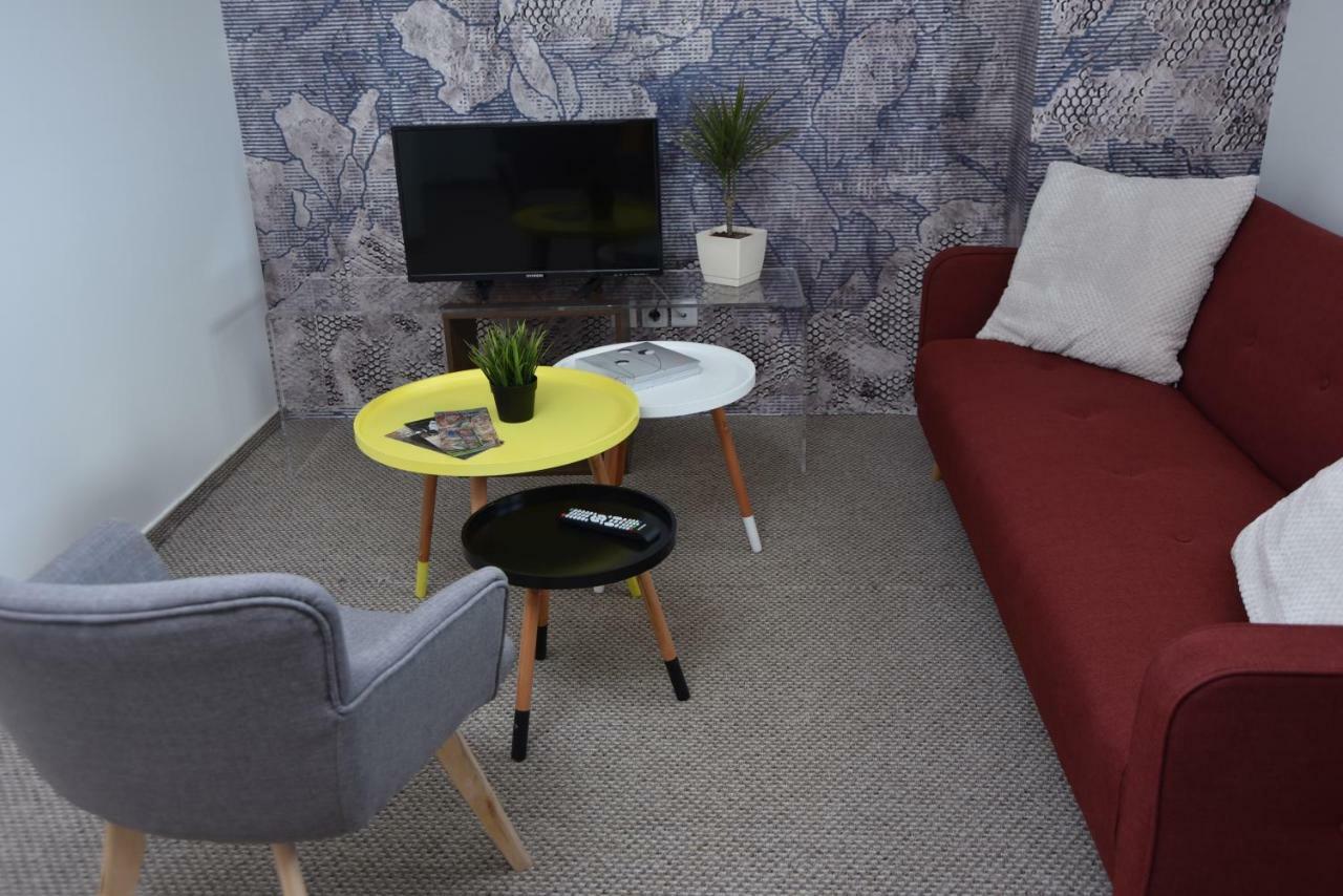 Kozle City Apartments Skopje Buitenkant foto